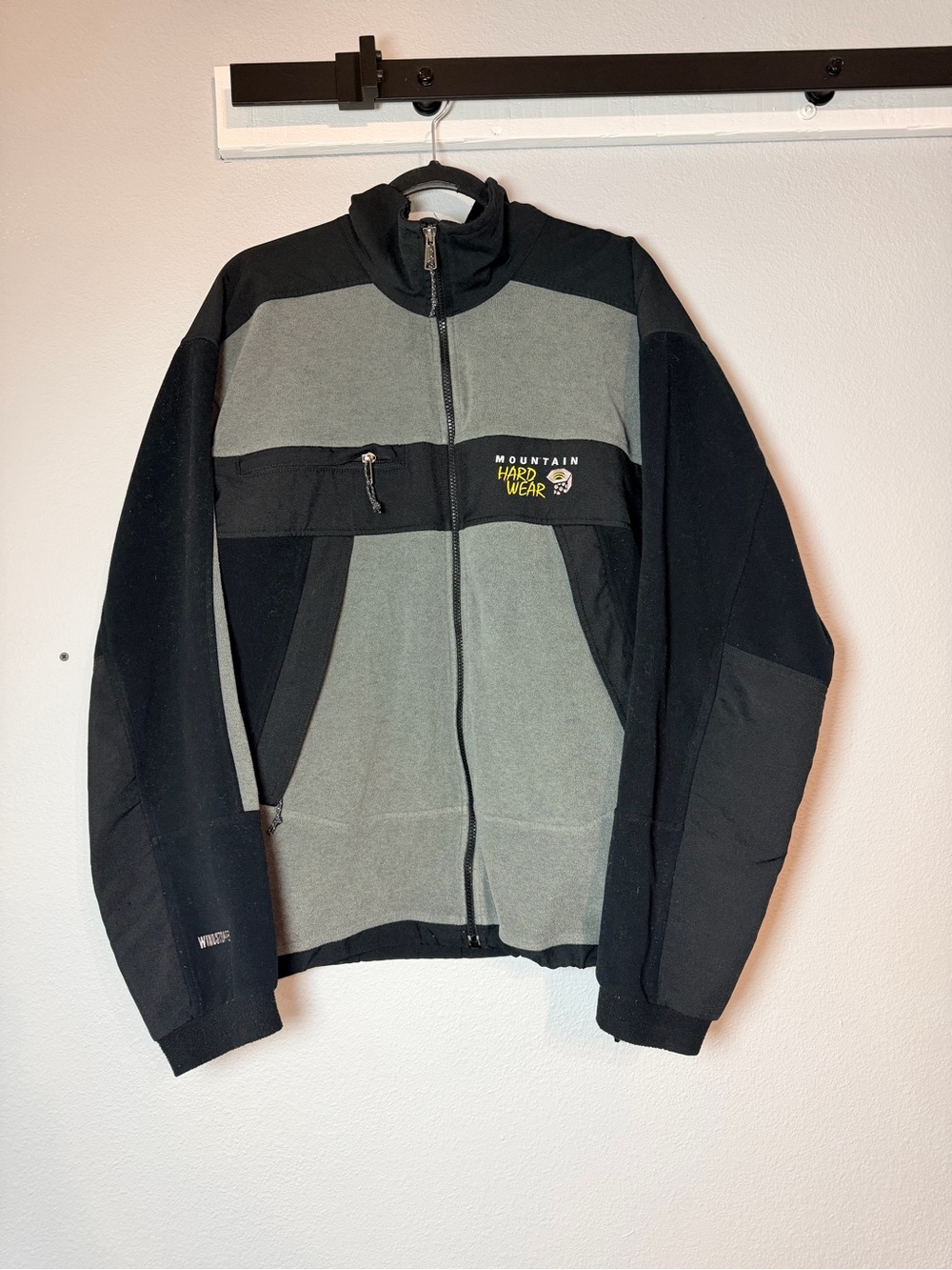 Mountain Hardwear Men's Classic Full Zip Fleece Jacket XL Gray Black Windstopper